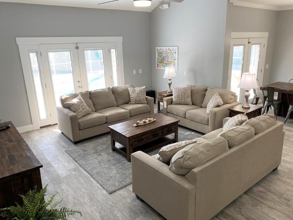 Mickeys Pearl - Phenomenal 7Br With 4 Master Suites Privacy Pool & Hot Tub Gas Bbq - 2 Miles To Disney أورلاندو المظهر الخارجي الصورة